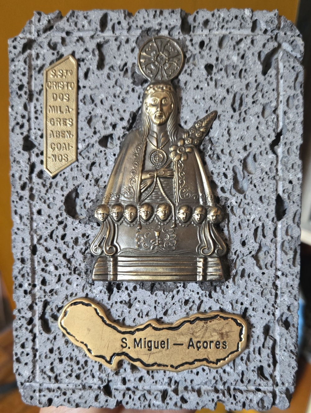 Vintage Religious Souvenir Plaque Of Jesus, The Senhor Santo Cristo Dos Milagres